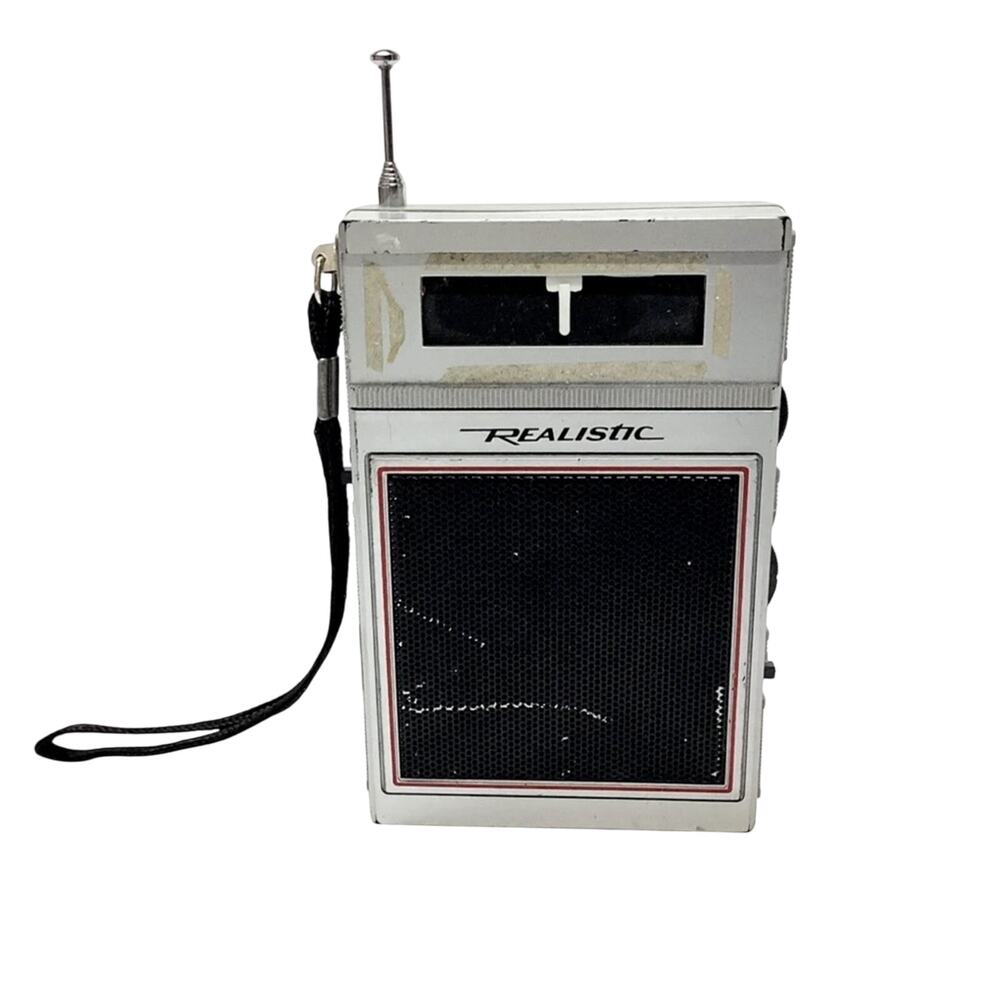 Vintage Radio Shack Realistic 12-719 AM/FM Portable Radio